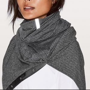 Lululemon • vinyasa wrap